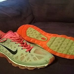 Nike Airmax/Adidas softball cleats